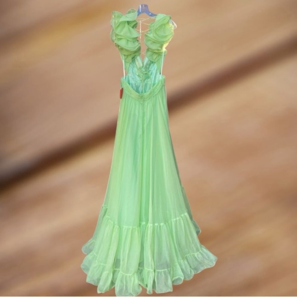 💞 NWT-MAC DUGGAL Mint Green Ruffle Tiered Cut-Out Chiffon Gown 67911 Sz 6 - Picture 7 of 12